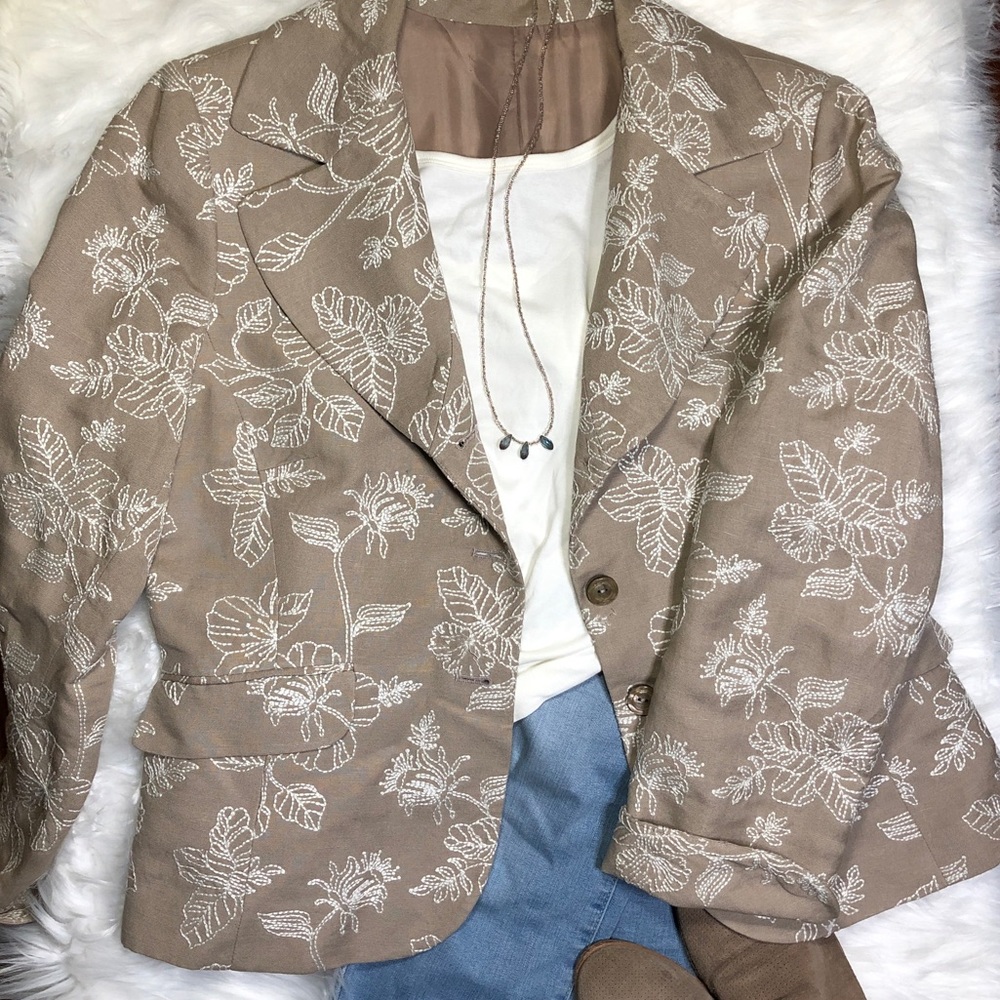 🌾 Gorgeous Embroidered Linen Taupe Jacket L/XL